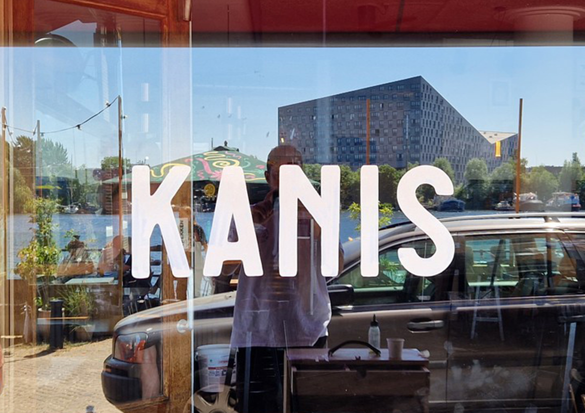 Kanis Sign